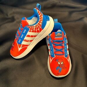 adidas x Marvel Super Hero Adventures Spider-Man Racer TR21 "Solar Red” Boys sz9